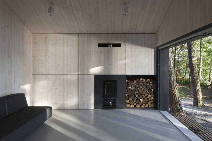 Diseño interior minimalista de una pequeña casa privada.