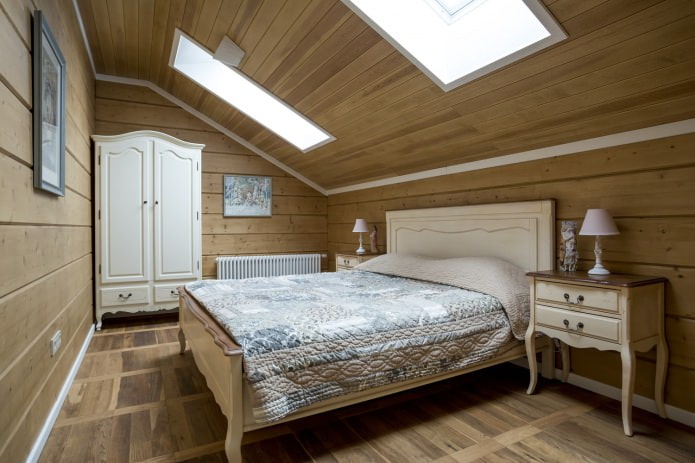 חדר שינה בעליית הגג