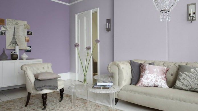 ruang tamu dalam ungu