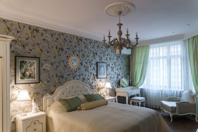 guļamistaba dzīvokļa interjerā klasiskā stilā