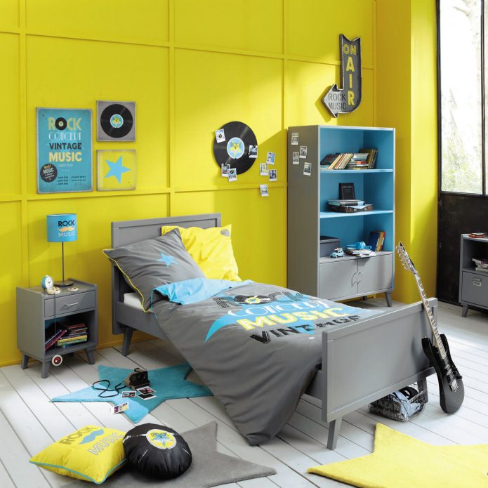 geltonas vaikų kambarys