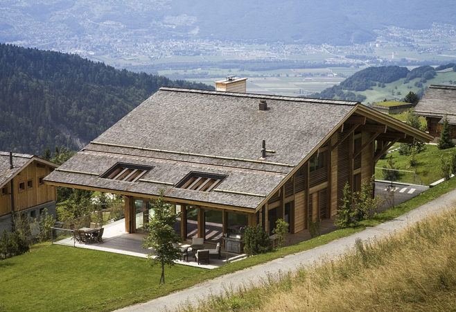 linda casa nas montanhas