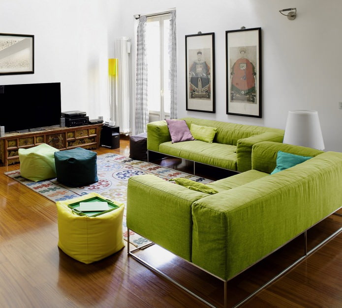 sala de estar en colores verdes