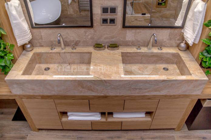 marble sinks in the design of a large bathroom