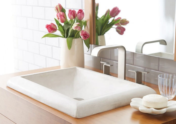 Izbor sudopera za kupaonicu: metode ugradnje, materijali, oblici