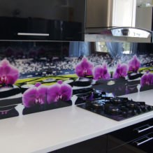 Avental de cozinha com flores: características de design, tipos de materiais-1