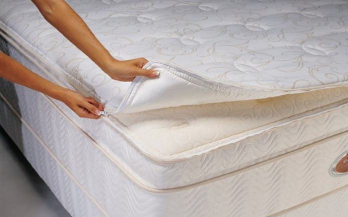 Az ortopéd matrac választása: tulajdonságok, töltőanyagok típusai, méretei