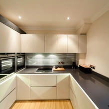 Conception d'une cuisine blanche avec un comptoir noir: 80 meilleures idées, photos à l'intérieur-14