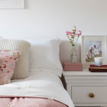 Küçük bir odada en iyi yatak odası iç tasarımını seçin (65 fotoğraf) -3