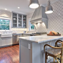 Pilkos spalvos virtuvės komplektas: dizainas, formos pasirinkimas, medžiaga, stilius (65 nuotraukos) -28