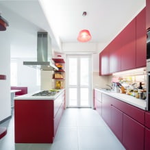 Set dapur merah: ciri, jenis, gabungan, pilihan gaya dan langsir-4