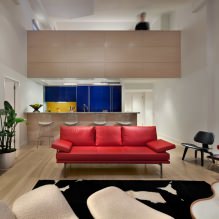 Canapé rouge à l'intérieur: types, design, combinaison avec papier peint et rideaux-4