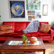 Canapé rouge à l'intérieur: types, design, combinaison avec papier peint et rideaux-34