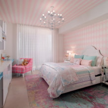 Tapetai ant lubų: vaizdai, dizaino idėjos ir brėžiniai, spalva, kaip klijuoti lubų tapetus-3