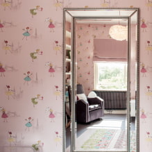 Rožiniai tapetai interjere: tipai, dizaino idėjos, atspalviai, derinys su kitomis spalvomis-3