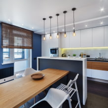 Vorhänge in der Küche mit Balkontür - moderne Designoptionen-1