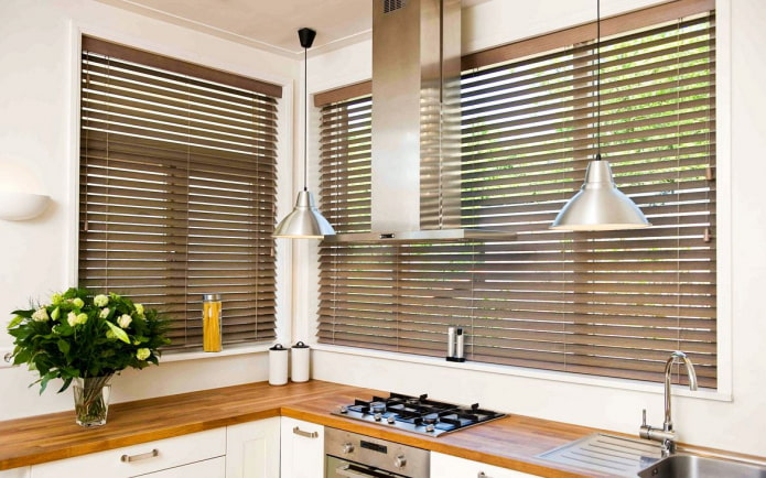 Blindurile pe bucătărie - secretele unui interior elegant și practic
