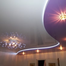 Колебане на опънат таван: изгледи по дизайн, форма, материал, дизайн, цвят, снимка в интериора-6
