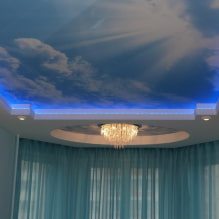 Işıklı streç tavan: görünümler (çevre çevresinde, iç), renk, farklı tavan tipleri için fikirler-2