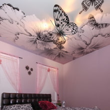 Matte stretch ceilings: τύποι, χρώμα, φωτισμός, σχέδιο, φωτογραφία στο εσωτερικό-0