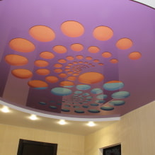 תקרה סגולה: עיצוב, גוונים, תצלום לתקרה 4 תלויים ותלויים