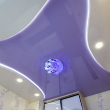 Plafond violet: design, nuances, photo pour plafond suspendu et suspendu-8