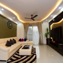 Il design del soffitto nel soggiorno: tipi di disegni, forme, colori e design, idee di illuminazione-7
