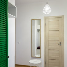 Cermin di lorong dan koridor: pandangan, reka bentuk, pilihan lokasi, pencahayaan, warna bingkai-8
