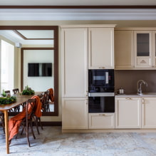Огледало в кухнята: видове, форми, размери, дизайн, опции за оформление в интериора-5