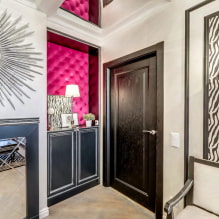 Les portes s'interposen a l'interior de l'apartament: foto, tipus, disseny, combinació amb mobles, paper pintat, laminat, base-taula