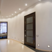 Las puertas se abren en el interior del apartamento: foto, tipos, diseño, combinación con muebles, papel tapiz, laminado, zócalo-6