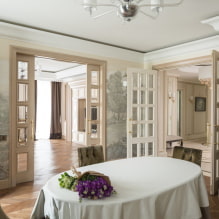 Spilgtas durvis interjerā: skati, krāsas, kombinācija ar grīdu, sienām, mēbelēm-1
