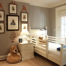 Drevené postele: fotografie, typy, farba, dizajn (vyrezávané, starožitné, s mäkkou čelnou doskou atď.) - 6