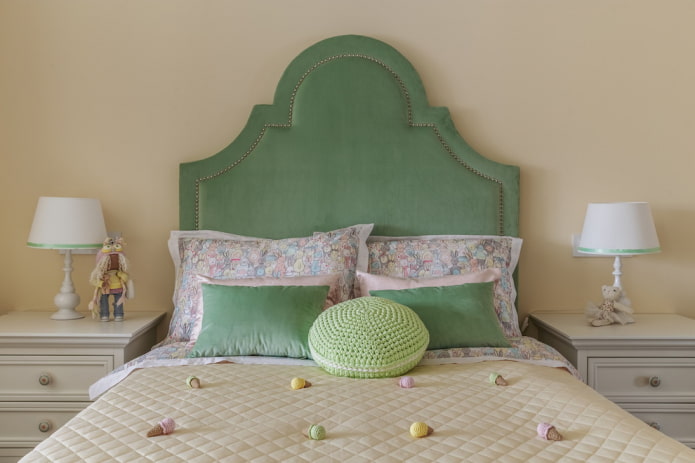 Yumuşak başlıklı yataklar: fotoğraflar, tipler, malzemeler, tasarım, stiller, renkler