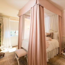 Giường bốn cọc: các loại, lựa chọn vải, thiết kế, kiểu dáng, ví dụ trong phòng ngủ và nhà trẻ-3
