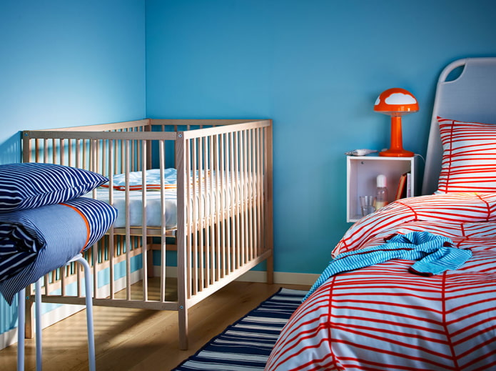 חדר שינה עם מיטת תינוק: עיצוב, רעיונות לפריסה, יעוד, תאורה