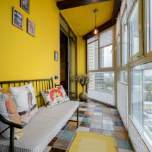 Sofa balkone ar lodžijoje: tipai, dizainas, formos, apgyvendinimo galimybės-4