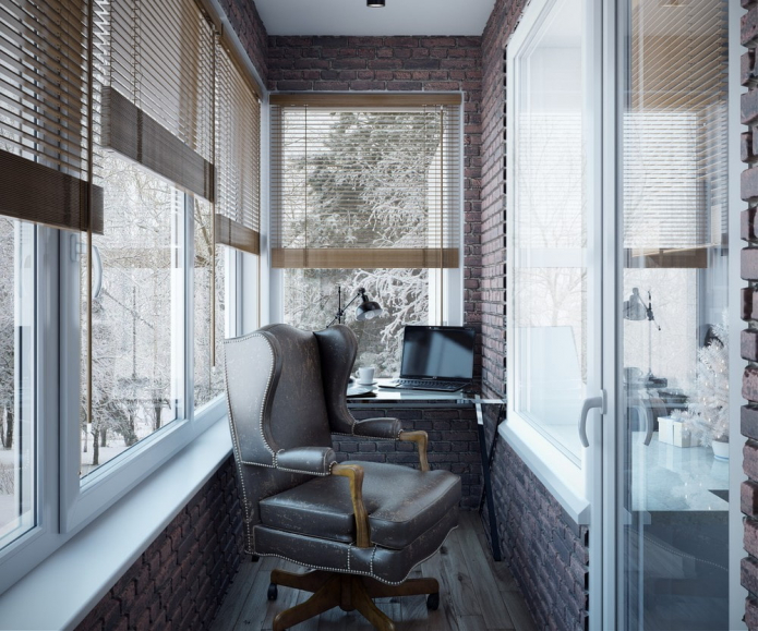 Cum să echipezi un birou pe balcon sau loggia din apartament?