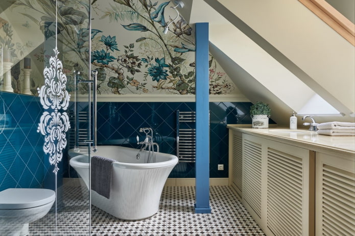 Klasik tarz banyo: apre, mobilya, sıhhi tesisat, dekor, aydınlatma seçenekleri
