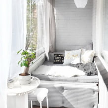 Tips and ideas for decorating a balcony in the Scandinavian style-3