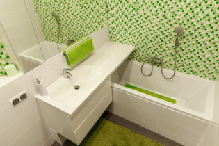 Comment créer un design de salle de bain élégant à Khrouchtchev?