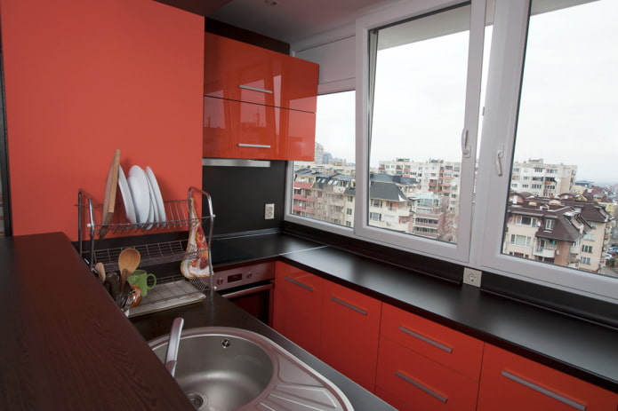 Køkken på balkonen: designeksempler og 36 fotos