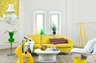 Šťavnaté obývací pokoje ve žluté barvě