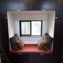 Interior de uma casa móvel com um reboque-12