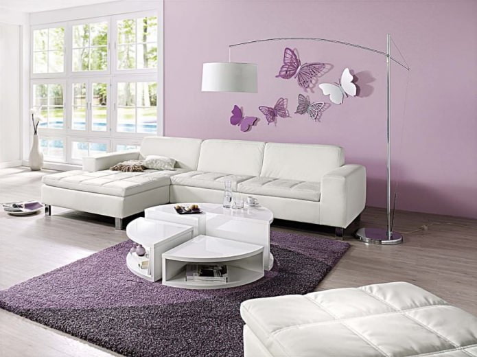 Pravidlá pre zdobenie obývacej izby v lila farbách